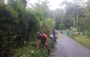 Wujud nyata Babinsa untuk lingkungan sehat di wilayah binaan