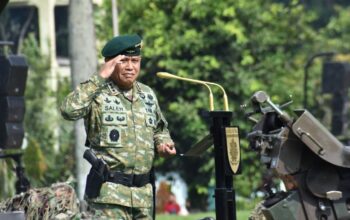 Kasdim Hadiri Kegiatan Sertijab dan Lepas Sambut Pangdiv