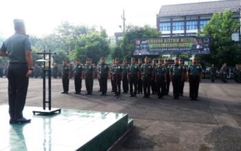 Dandim 0818/Malang-Batu Pimpin Acara Sertijab Danramil dan Pelepasan Anggota yang MPP