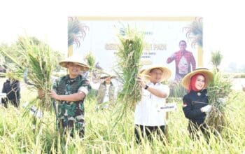 Dandim 0818 dan Pj Wali Kota Batu Bersinergi Tingkatkan Ketahanan Pangan di Desa Pendem