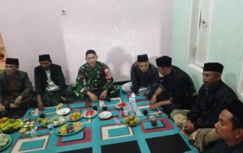 "Babinsa Kranggan Koptu Yudho Iswanto menghadiri pengajian umum 6 Muharram dan acara santunan anak yatim piatu."