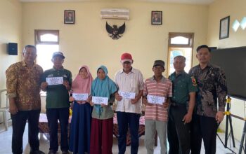 BLT DD kepada masyarakat Desa Toyomarto