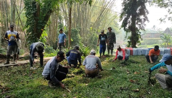 kegiatan ini mengajak masyarakat untuk terus menjaga kelestarian lingkungan demi kehidupan yang lebih baik.