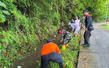 Karya Bakti Koramil Kasembon