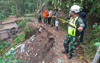 Sertu Yanto Babinsa Koramil Kalipare