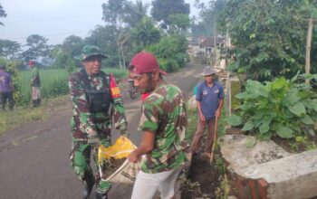 Karya Bakti Babinsa Argosari