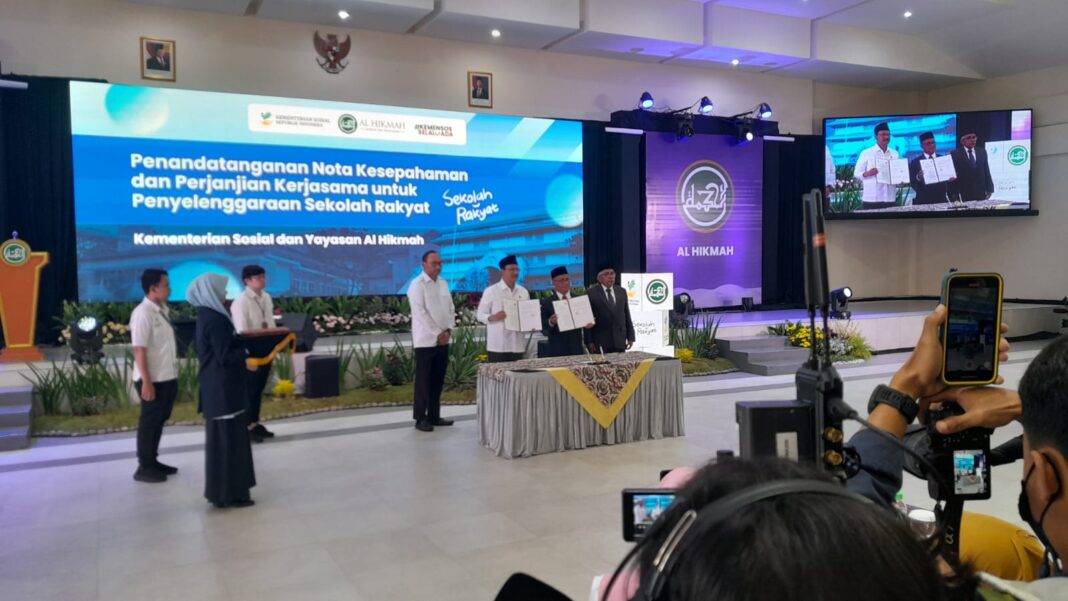 Kunjungan Mensos RI ke SMA Al Hikmah Giripurno Kota Batu
