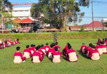 Koramil 0818/19 Gondanglegi Latih PBB Pelajar SMP hingga SMK PP Modern Al-Rifa’ie 2 di Desa Ketawang Peltu Nurcahyo Batuud Koramil 0818/19 Gondanglegi