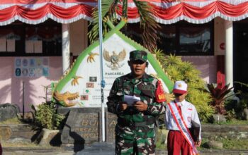 Babinsa menjadi pembina upacara bendera di SDN 02 Pandanrejo dan SDN 02 Bumiaji